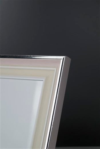 Pembe Pastel Ahşap Gümüş Renk Kenarlı Resim Çerçevesi 16,8*11,6 Cm Dekoratif Çerçeve