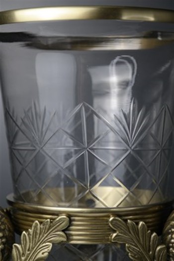 Pirinç Gövde 3 Ayaklı Desenli Siyah Mermer Tabanlı Kristal Cam Vazo 44 Cm Dekoratif Vazo